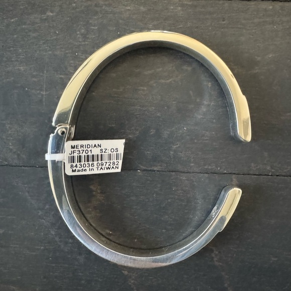 New with box!  Brighton: Meridian Zenith hinged bangle - Picture 7 of 9